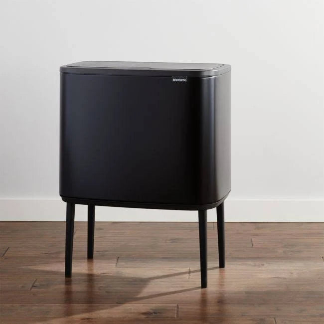 Black Trash Can G34455