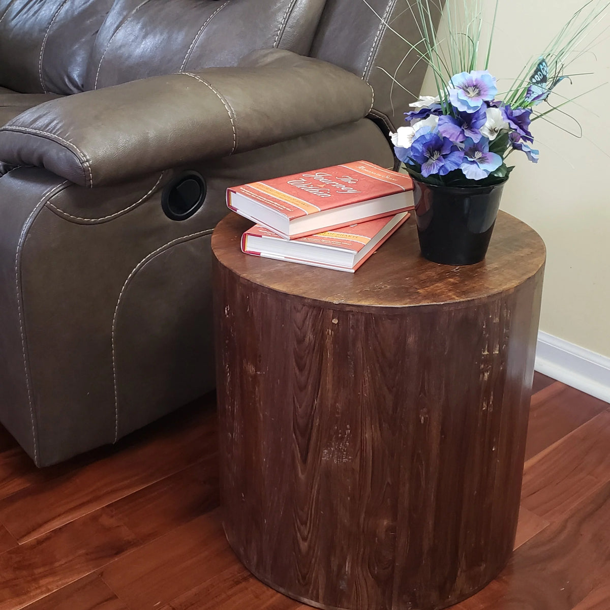 Reclaimed Wood 18 inch Round Side Table V1986