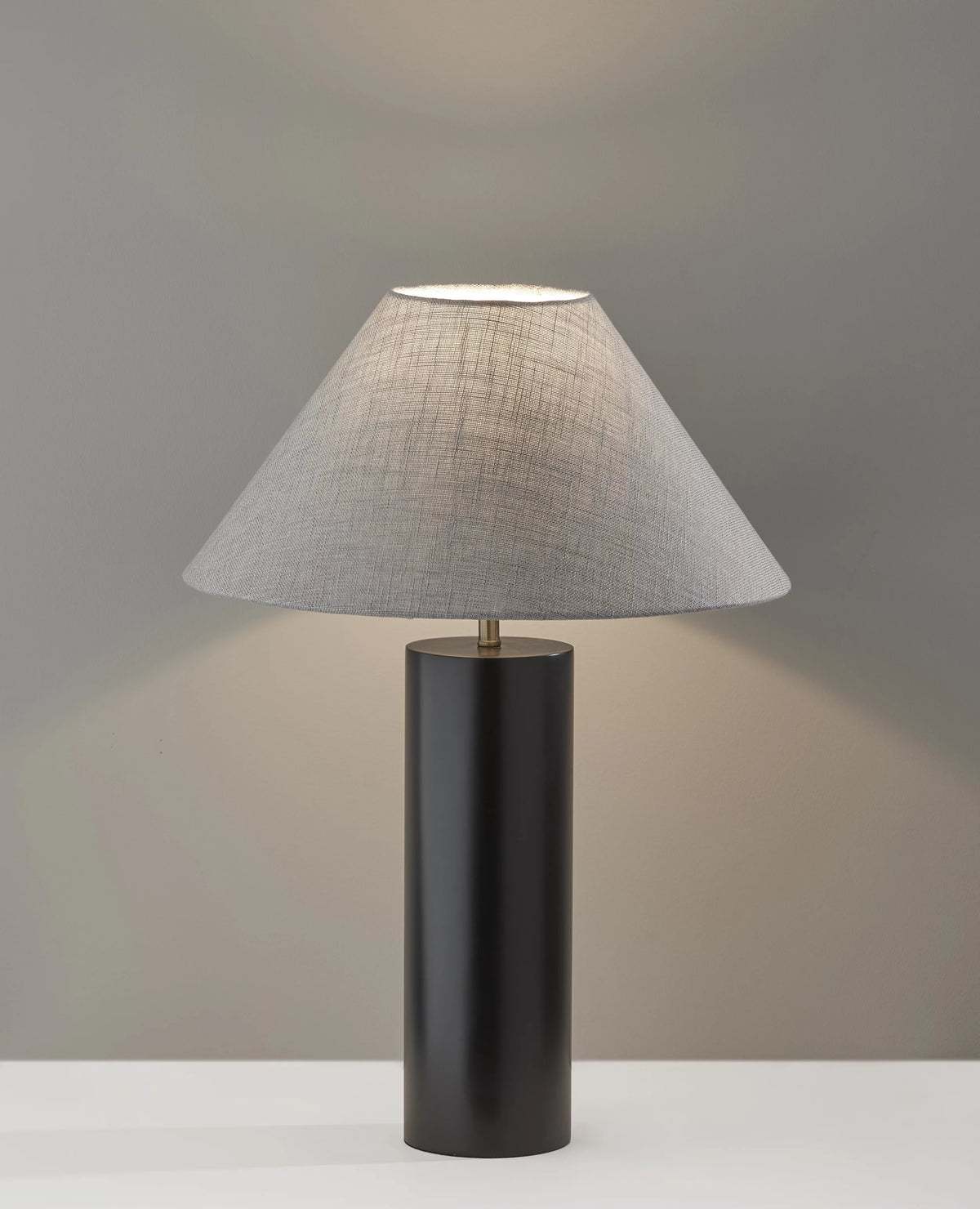 Black Poplar Wood Table Lamp Q6736