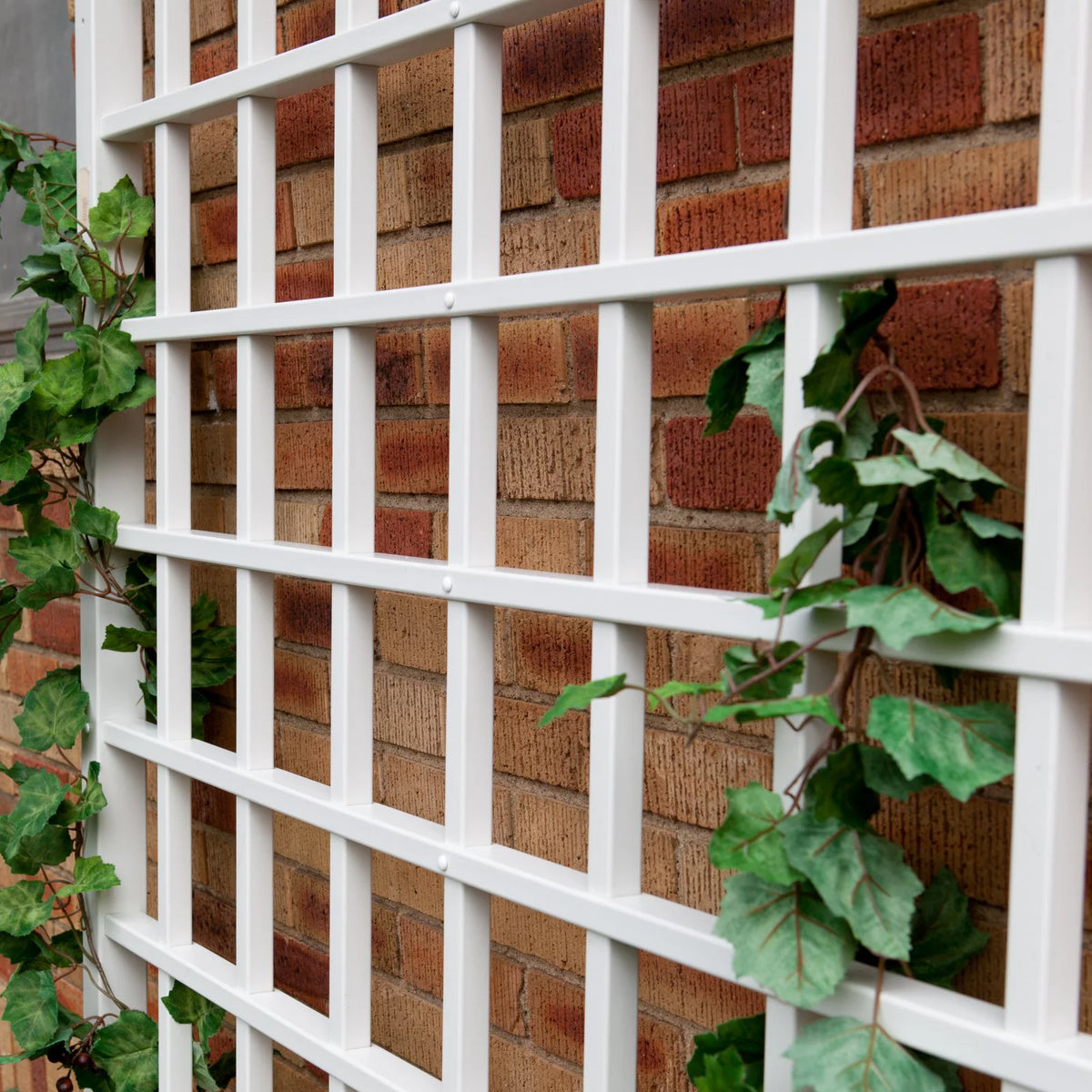 White Vinyl Wall Trellis U480