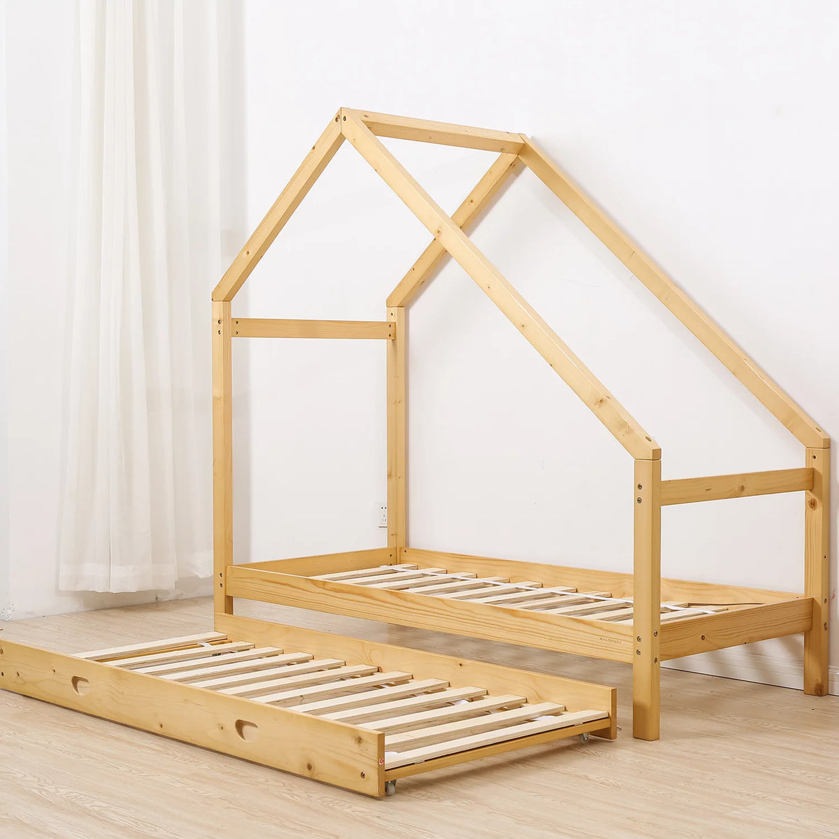Wood House Bed Frame B867