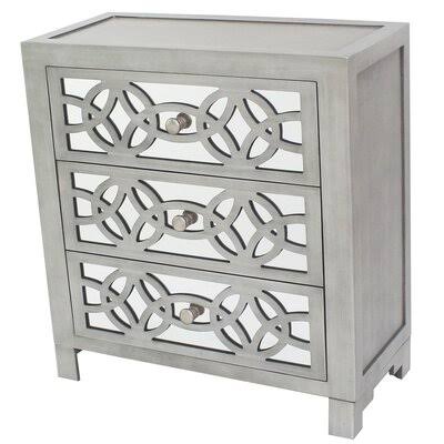 3 Drawer Accent Chest Q674
