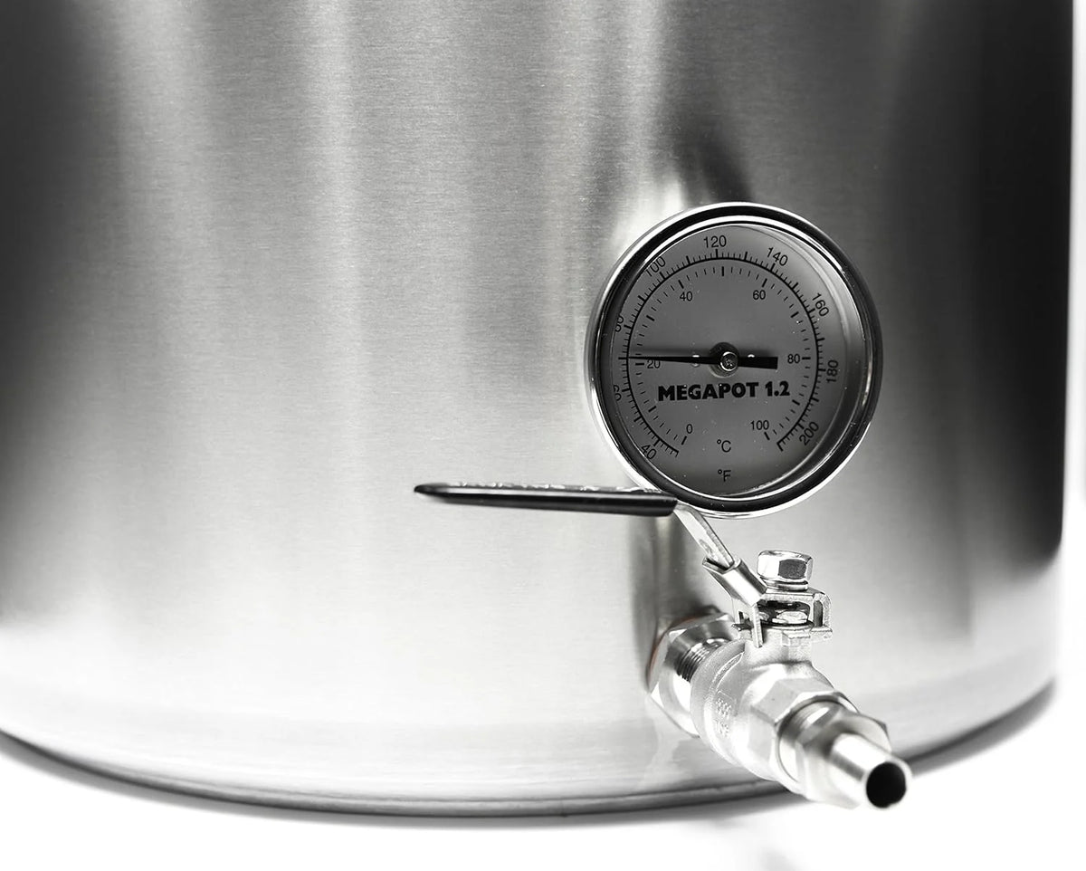 Stainless Steel Brew Kettle With Volume Markings 15 Gallon S651