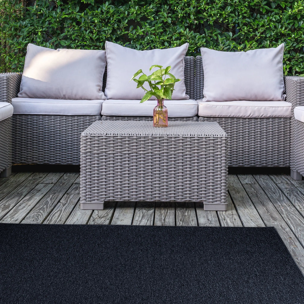 Navy 2' x 14' Indoor/Outdoor Solid Color Runner Rug W4393