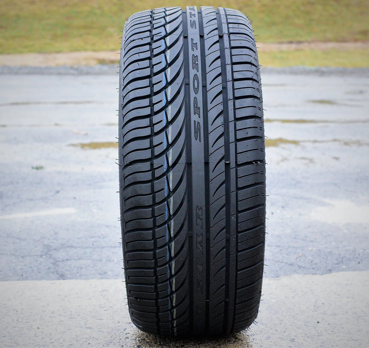 Set of 4 All Season Performance Tires N82923
